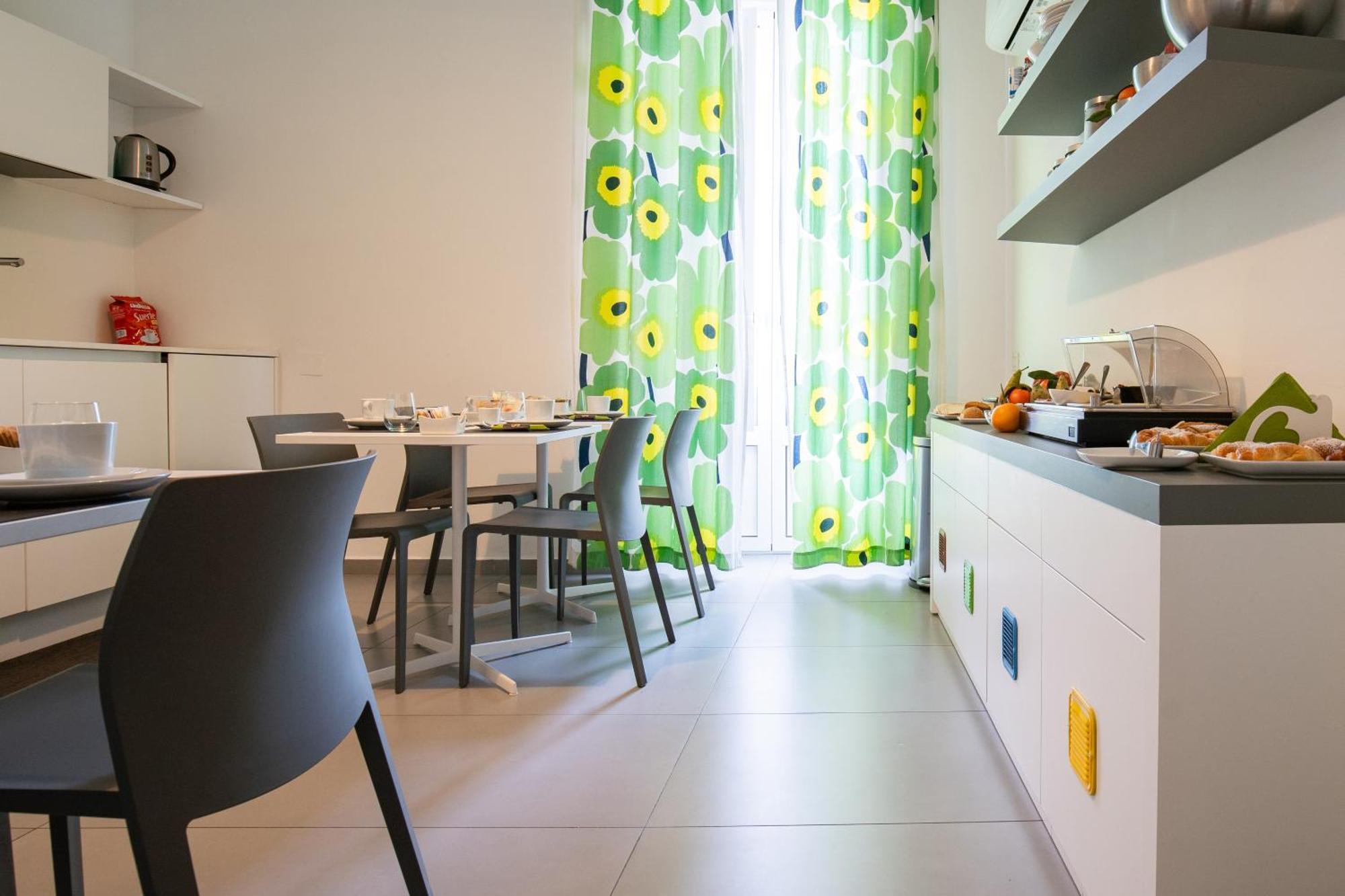 Suite Inn Catania Affittacamere Aeroporto di Catania Fontana Rossa
