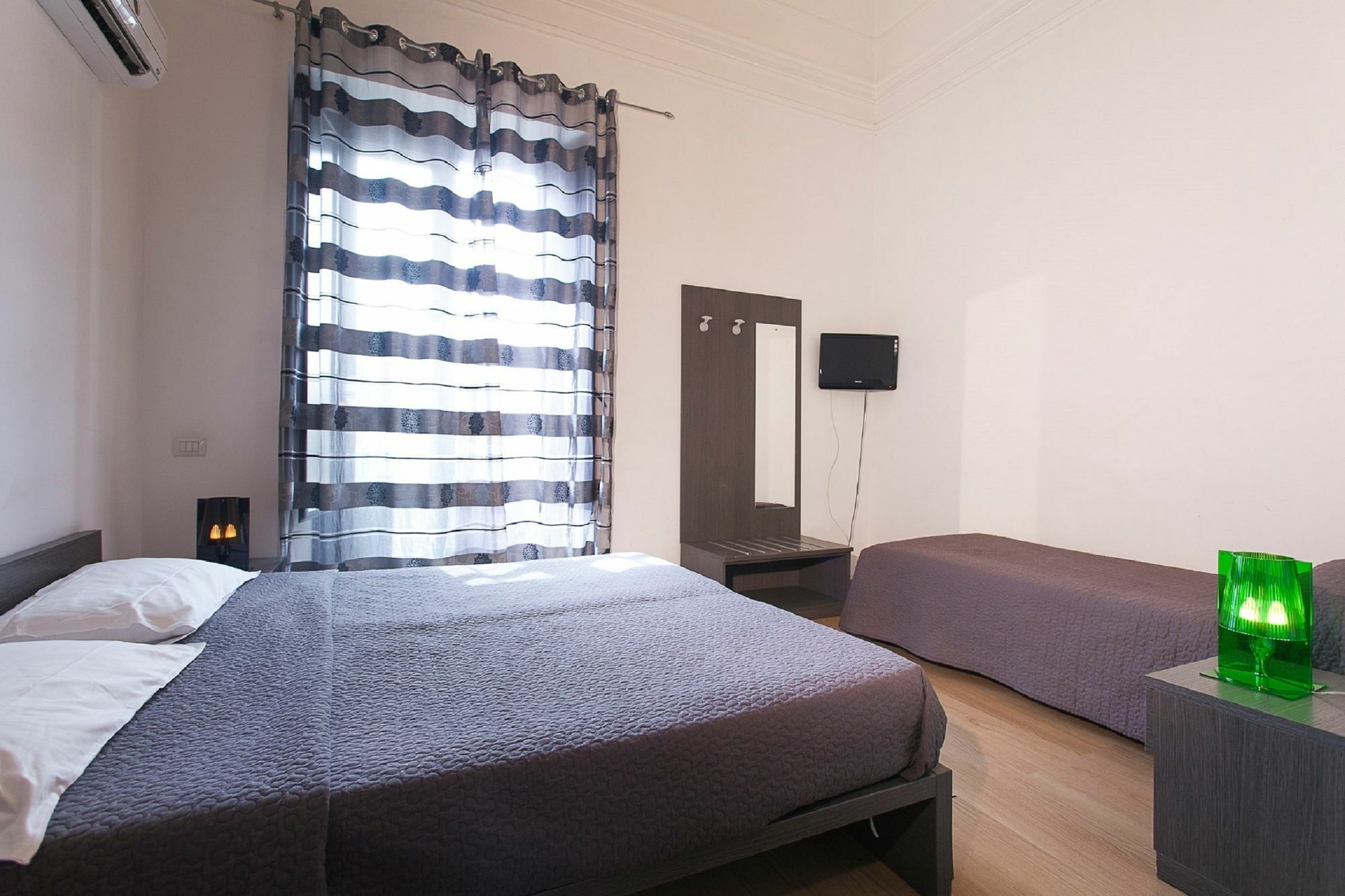 Suite Inn Catania Affittacamere Aeroporto di Catania Fontana Rossa
